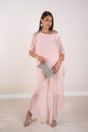 coordinó Hawaii en la blusa de seda con lentejuelas y pantalones con coordinados hawaii volante en blusa de seda con lentejuelas