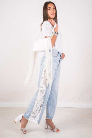 Larissa Jeans mit Spitzenspitzenbänder Larissa mit seitlichen Spitzenbändern Larissa Jeans mit Spitzen-Seitenbändern