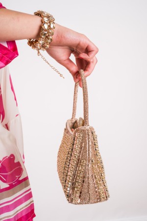 Borsa Night con piccoli e grandi strass e manico circolare Borsa Night con piccoli e grandi strass e manico circolare Borsa N...