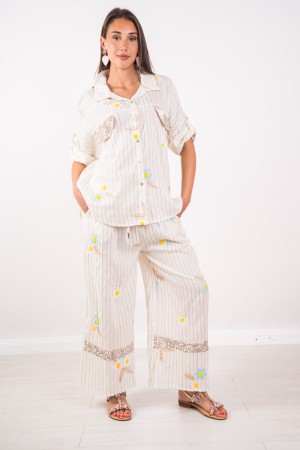 Koordinierter Regenbogen gestreift mit Gänseblümchen und Strass-Rhinestone-Regenbogen-Strass mit Gänseblümchen und Rhinestone-CO