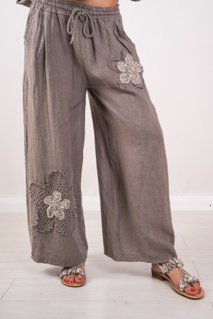 Koordinierte Bijou mit Blumenstickerei in Pailletes koordiniert Bijou mit Blumenstickerei in Pailletes koordiniert Bijou mit Ric