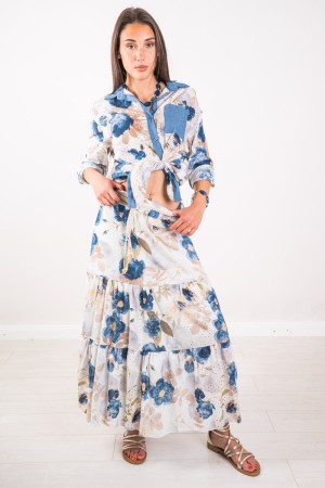 Chemise de printemps en dentelle macramé avec inserts en denim et chemise à ressort à imprimé floral en dentelle macramé avec in