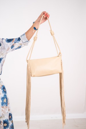 Borsa Noemi con frangia e manico con nodo  Borsa Noemi con frangia e manico con nodo  Borsa Noemi con frangia e manico con nodo