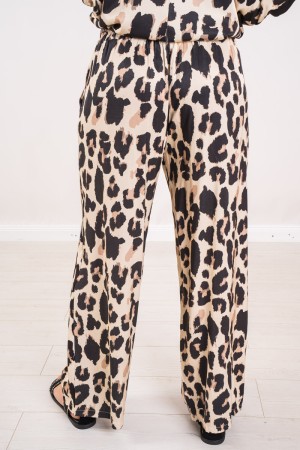 Coordinated Elettra Shirt and Animalier Pants with Black Borders Coordinated Electra Shirt And Animalier Pants With Borders N ..