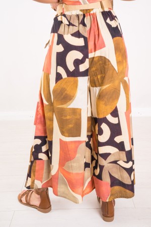Coordinated Mondrian with geometric printed Mondrian with coordinated geometric print Mondrian with geometric print