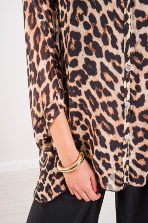 Blusa Avéline Animalier Blusa Avéline Animalier Blusa Avéline Animalier