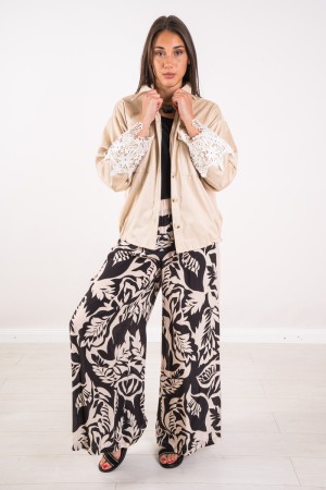 Safari jacket in Ecocamoscuscio with front pockets Safari jacket in Ecocamoscio with front pockets Safari jacket in Ecocamos ...