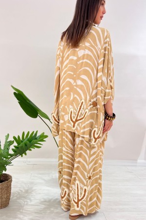 Pfingstrose-Hemd mit Druck- und Dekorations-Kaktus-Pfingstrosen-Hemd mit Druck- und Dekorations-Kaktus-Shirt-Pfingstrosen mit Dr