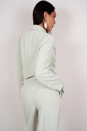 koordinierte Tailleur-Lissabon-Jacke und -hose mit Bogen-koordinierter Heckklappe-Lissabon-Jacke und Hosen mit Bogen-Koordinat .