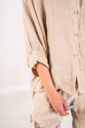 Koordinierte Leinen südliche Südhemd und Fantasy-Hose Feine Blumen-koordinierte Leinen Süd-Sheridness mit Zinnhemd ...