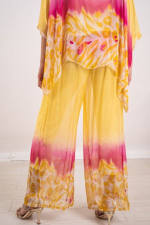 chemisier de Silk Valeria coordonné et Pantalon Fantasy Pantalon animalier coordonné Silk Silk Fantasy ...