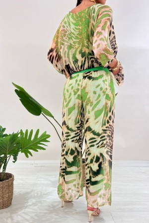Coordinated Geneva Fantasy Animalier Blouse and Trousers 