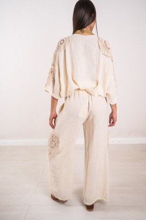 Coordinated Imperia Blouse and trousers with visible embroidery 
