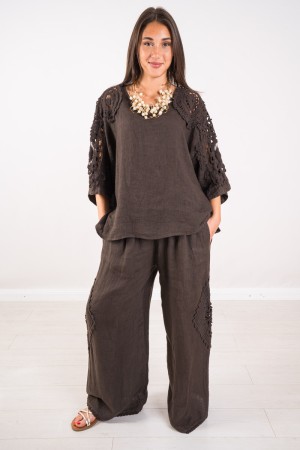 Coordinato Imperia blusa e pantalone con ricamo a vista  Coordinato Imperia blusa e pantalone con ricamo a vista  Coordinato ...