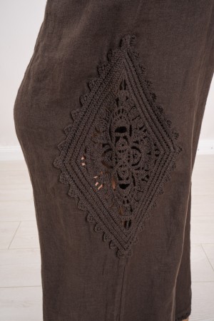 Coordinato Imperia blusa e pantalone con ricamo a vista  Coordinato Imperia blusa e pantalone con ricamo a vista  Coordinato ...