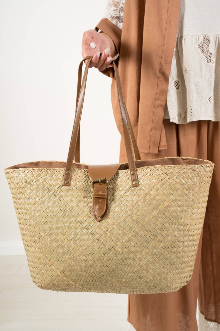 Borsa paglia barby con dettaglio fibbia cuoio  Borsa paglia barby con dettaglio fibbia cuoio  Borsa paglia barby con dettagli...