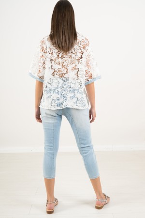 mohn-Spitze-Shirt mit Denim-Einsätzen Mohn-Spitze-Shirt mit Denim-Einsätzen Mohn-Hemd in der Spitze mit Einsätzen ...