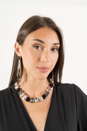 sandra necklace with square stones Jewel necklace Sandra with square stones Jewel necklace Sandra with square stones ...