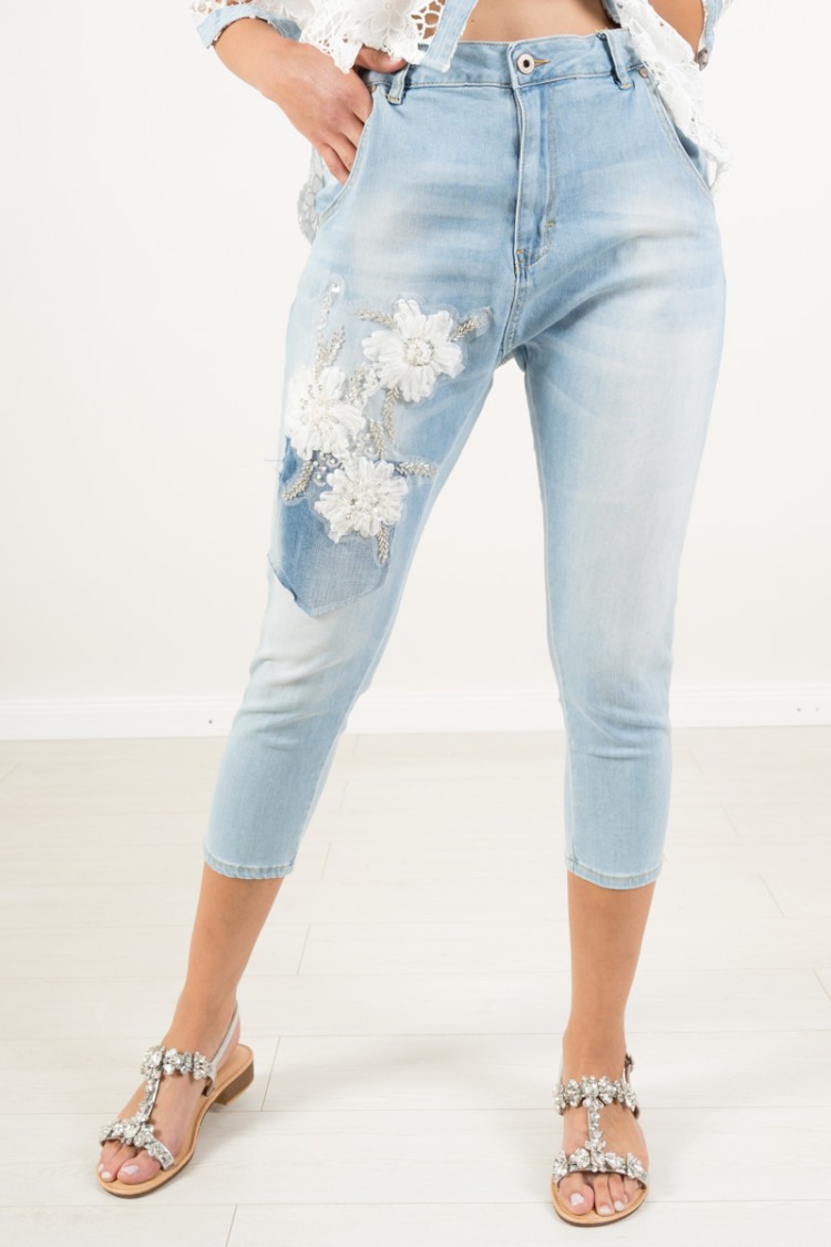 wonder jeans with embroidery flowers jeans wonder with embroidery flowers jeans wonder with embroidery flowers