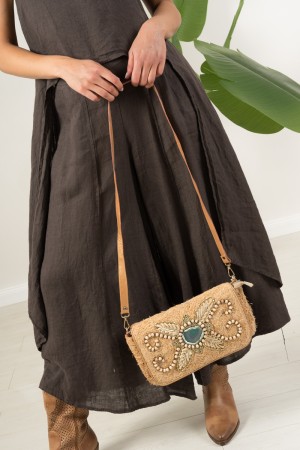 BORSA RETTANGOLARE IN PAGLIA CON TRACOLLA E DECORI LEGNO  BORSA RETTANGOLARE IN PAGLIA CON TRACOLLA E DECORI LEGNO  BORSA RET...