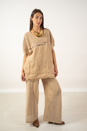 Coordinato Novella blusa e pantalone con inserti pizzo e piccoli strass  Coordinato Novella blusa e pantalone con inserti piz...