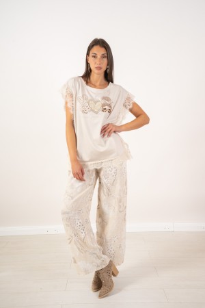 sakira linen trousers with fancy flowers Sakira pants in linen with fantasy flowers Sakira pants in linen with fantas ...