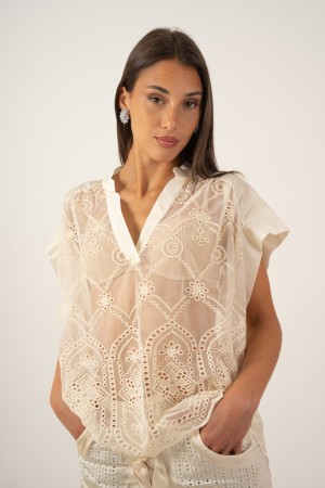 camicia estate con scollo coreano smanicata lavorazione stile macrame camicia estate con scollo coreano smanicata lavorazione...