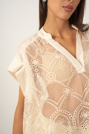 summer shirt with gone Korean neckline. Macrame style machining Summer shirt with gone Korean neckline processing ...