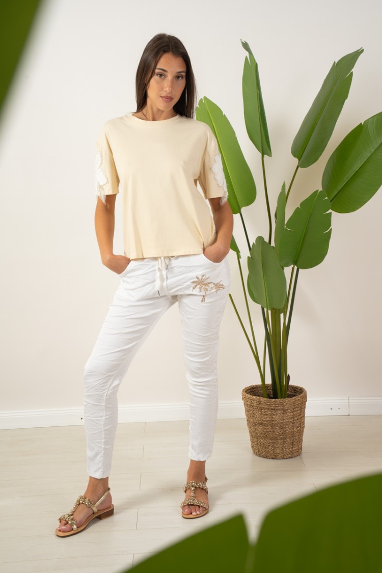 amami T-shirts avec broderie sur les épaules de contraste Amami T-shirts avec broderie sur les épaules Contraste AMORE Messel T-