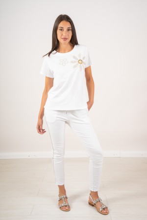 t-shirt sister with embroidery daisies rhinestone t-shirt sister with embroidery daisies rhinestone T-shirt sister with embroide