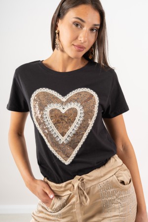 t-shirt panorama with heart strass short sleeve t-shirt panorama with rhinestone heart short sleeve t-shirt panorama with heart 