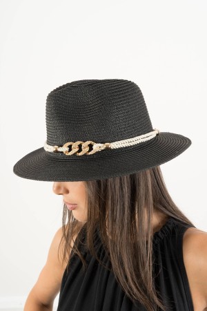 cappello cinzia con dettaglio laccetto a treccia e fibbie  cappello cinzia con dettaglio laccetto a treccia e fibbie  cappell...