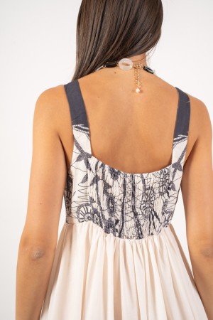 vestido de larga milla con estampado y tirantes Amplios Millage Millage Vestido con estampado y tirantes Largo largo Vestido de 