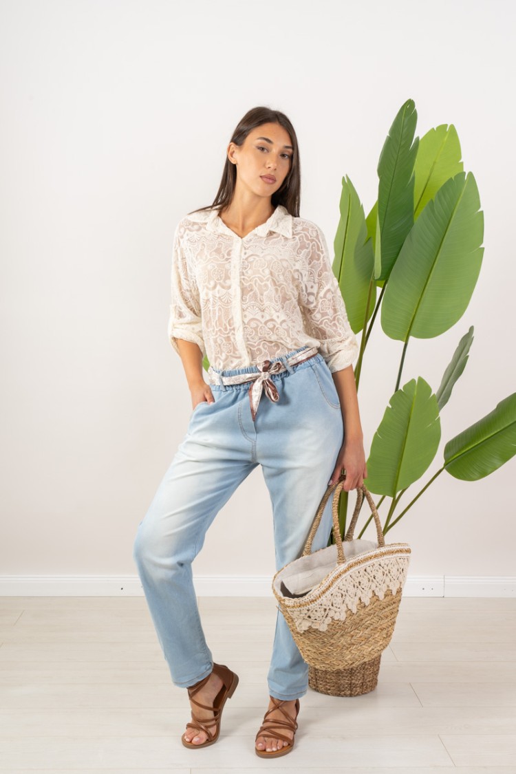 camisa Olivia con camisa de encaje trabajada Olivia con encaje. Camisa Olivia con encaje trabajado