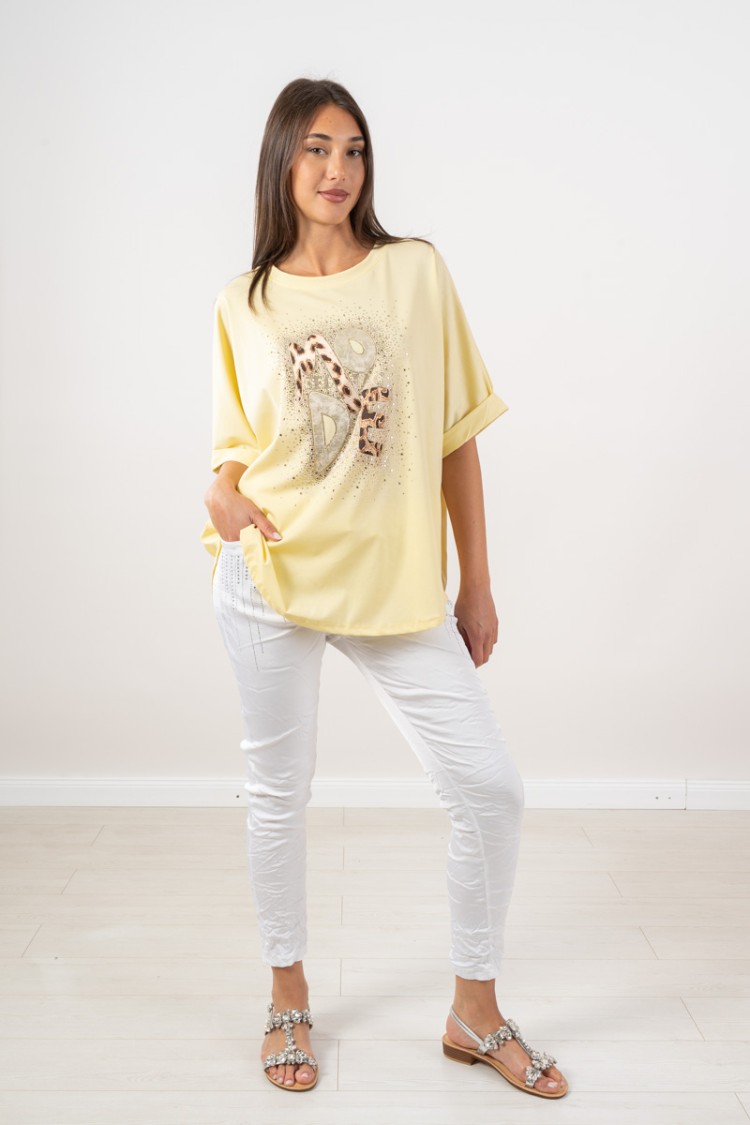t-shirt over moda con stampa e strass t-shirt over moda con stampa e strass t-shirt over moda con stampa e strass