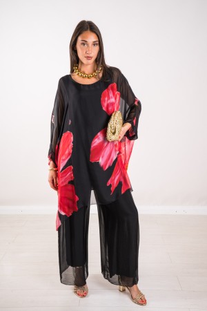 Coordinato Marocco con stampa floreale e pantalone tinta unita Coordinato Marocco con stampa floreale e pantalone tinta unita...