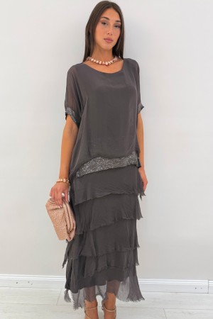 Amara Barcelona langes Kleid mit kurzem Ärmel mit aufgreifenden und Süßen und Viskose-Pailletten Amara Barcelona langes Kleid mi