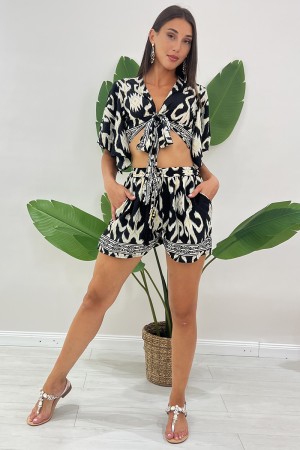 Coordinato Astral cardigan e pantaloncino con fantasia etnic Coordinato Astral cardigan e pantaloncino con fantasia etnic Coo...