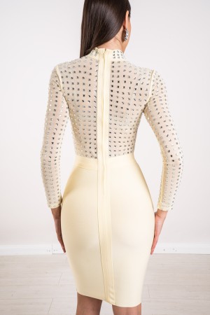 kurzschere-Scher-Kleid mit kurzhaarigem Mantelkleid mit Strass-Kurzhaar-Kleid mit Strass-Kurz-Irenenkleid mit Strasssteinen