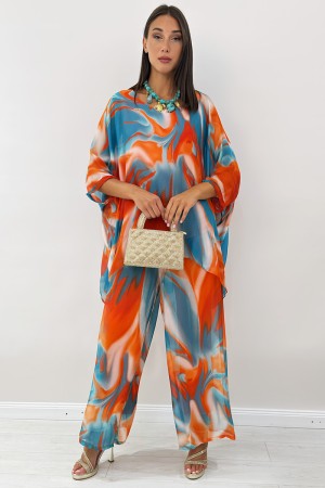 ROMI coordinated in silk blouse and trousers with abstract fantasy coordinated ROMI in silk blouse and trousers with fantasy Ast