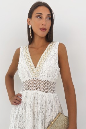 Long dress gi with neckline embellished with embroidery and sequins in lace long gown dress with neckline embellished with embro