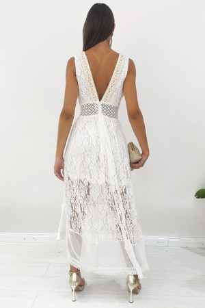 Long dress gi with neckline embellished with embroidery and sequins in lace long gown dress with neckline embellished with embro