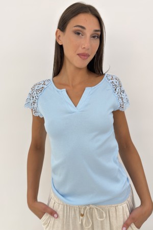 Camiseta de Annabelle con la mezcla de tela y camiseta de encaje perforada Annabelle con mezcla de tela y camiseta de encaje per
