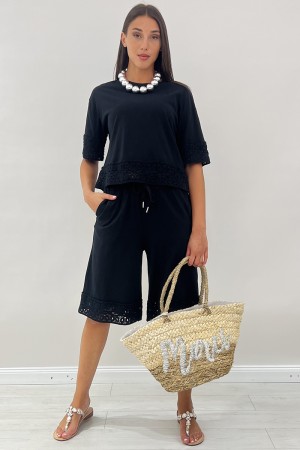 Coordonnée Lara T-shirt et Bermudes avec Détails de dentelle Crochet Coordonné Lara T-shirt et Bermudes avec des détails de dent