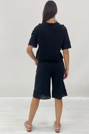 Coordonnée Lara T-shirt et Bermudes avec Détails de dentelle Crochet Coordonné Lara T-shirt et Bermudes avec des détails de dent