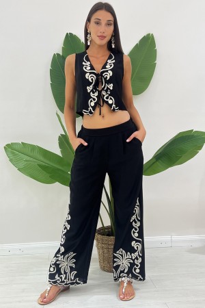Coordinato Cleo canotta e pantalone con ricamo botanico Coordinato Cleo canotta e pantalone con ricamo botanico Coordinato Cl...