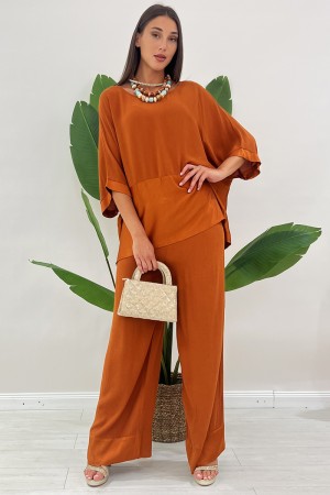 Coordinato Fan blusa e pantalone con mix di tessuti Coordinato Fan blusa e pantalone con mix di tessuti Coordinato Fan blusa ...