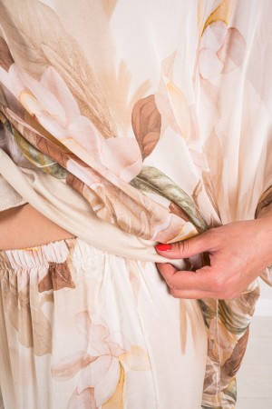 Amara Coordinated Elenoire floral pattern in silk and viscose Amara Coordinated elenoire floral pattern in silk and viscose ...