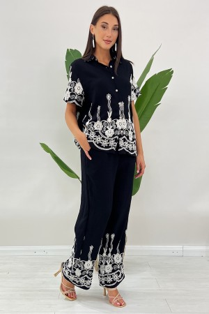 Koordiniertes Asien-Shirt und Hosen mit botanischen Einsätzen koordiniert Asien-Shirt und Hosen mit botanischen Einsätzen Coordi