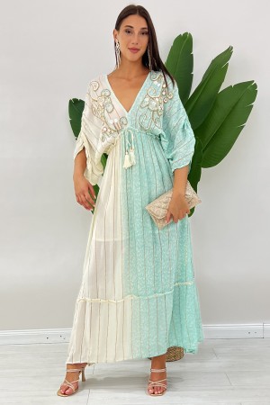 Azu langes Kleid mit ethnischen Fantasiespiegeleinsätzen Stickerei und Perlen langes Azu-Kleid mit ethnischen Fantasy-Spiegelein